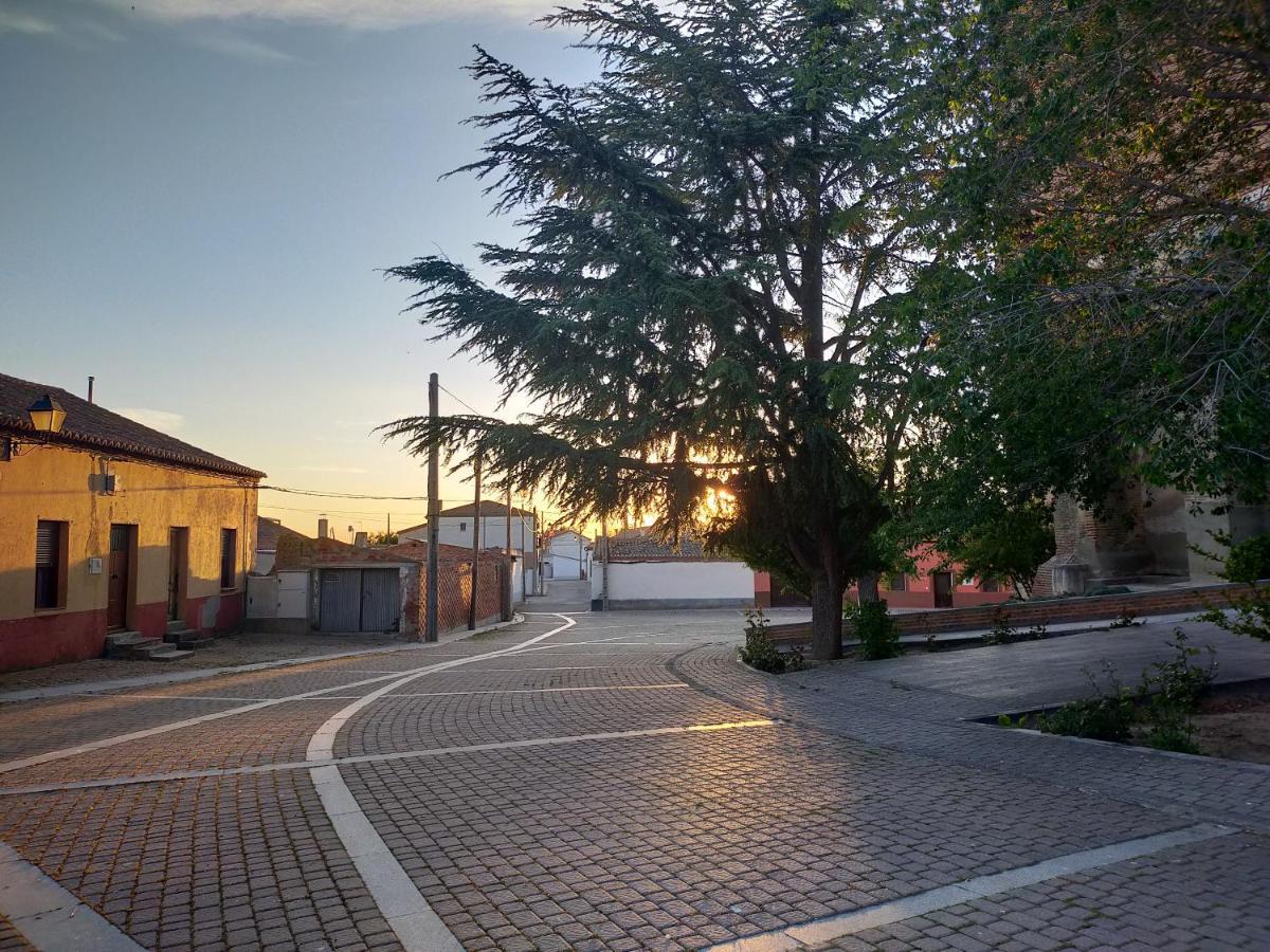 Ideal grupos en Avila El Rincón de la Moraña Hostal Fuente el Sauz Exterior foto